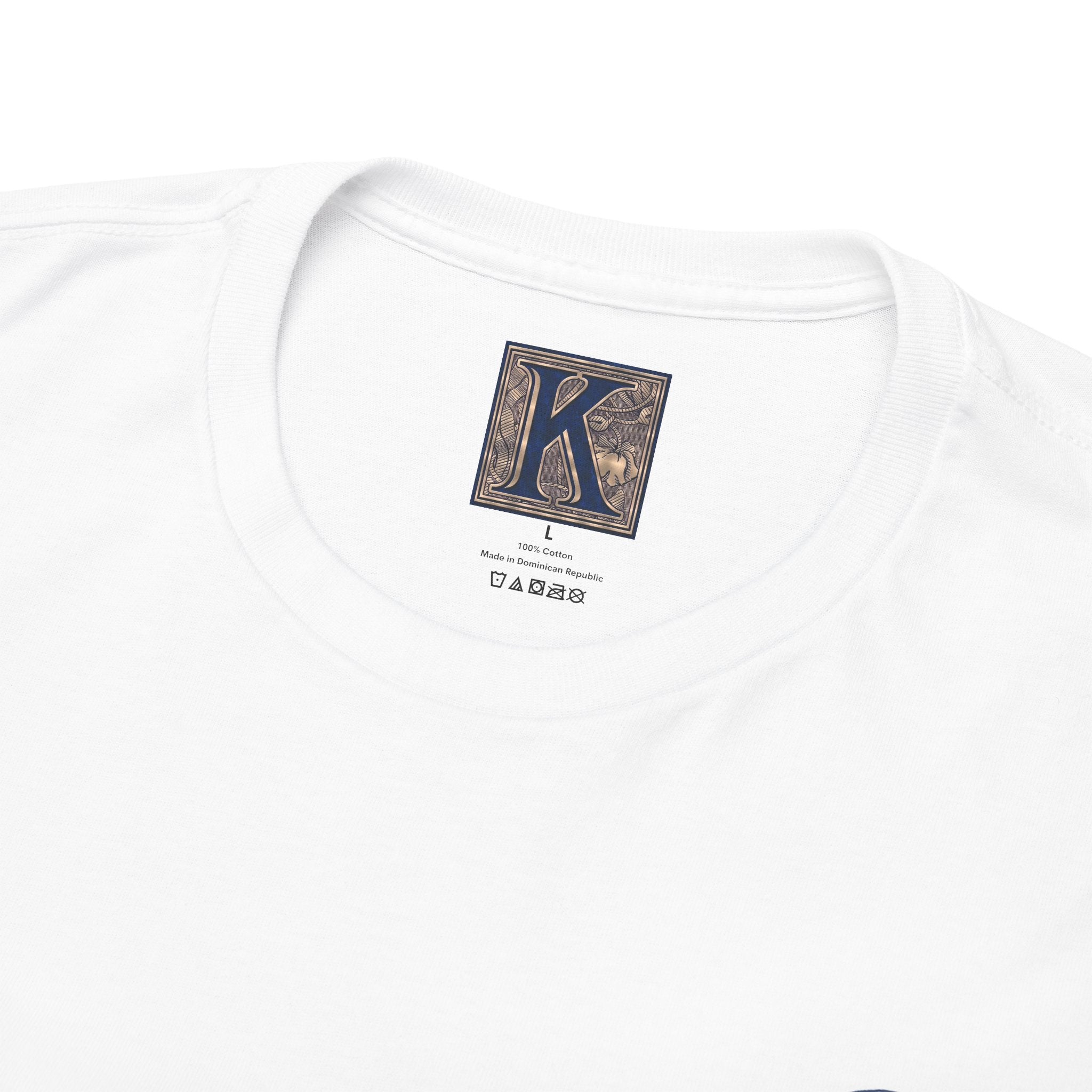 кто ты Greek graphic tee.